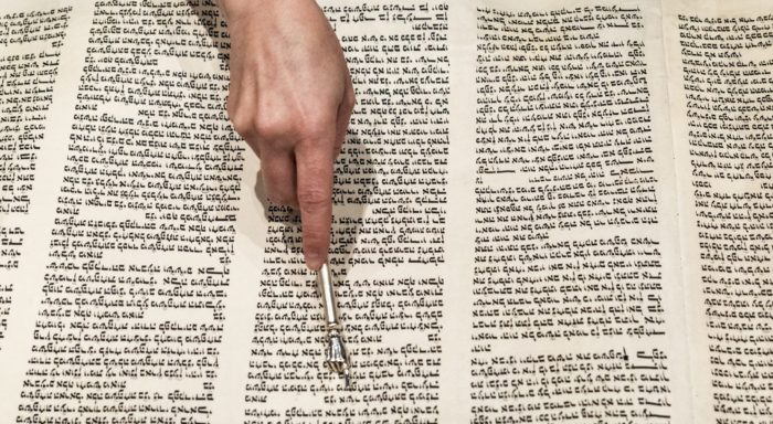 reading from the torah