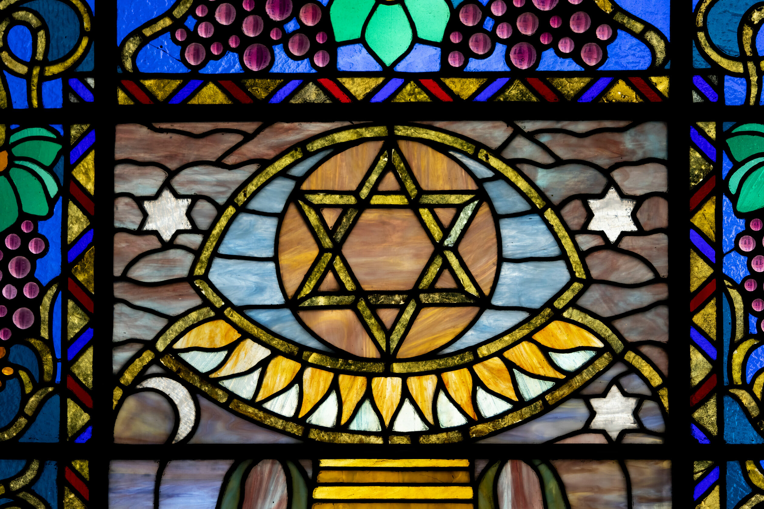 beautiful stained glass at b'nai jeshurun