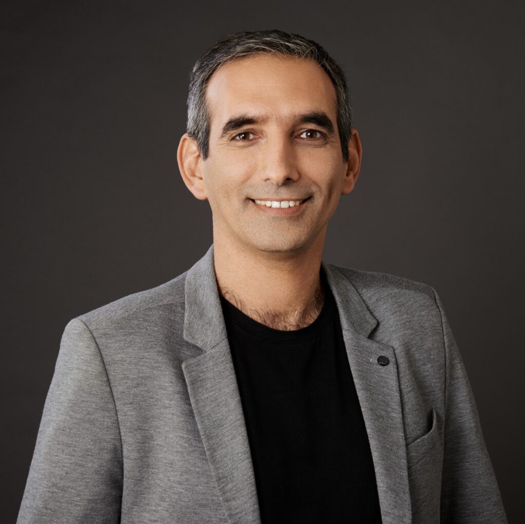 headshot of Avi Dabush